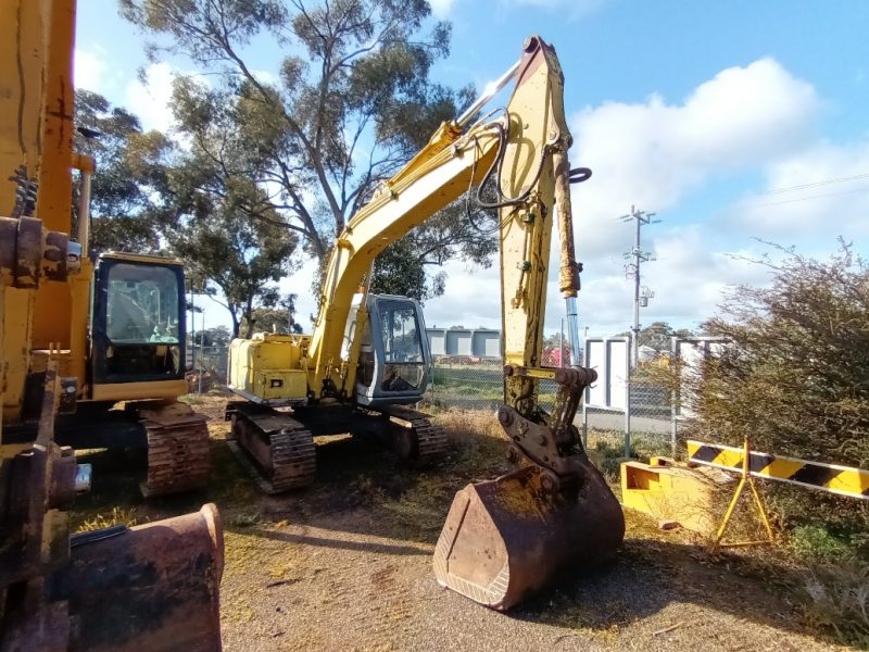Sumitomo SH120 Excavator (JJ01172) *